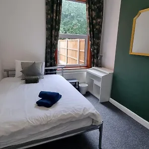 Double With Kitchen Facilities Nottingham